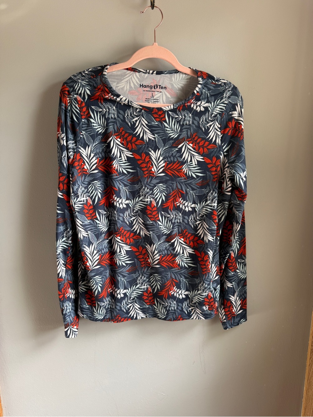 Hang Ten Women's Long-Sleeve Leaf Print Rashgaurd-Navy, Rust, Slate Blue & White